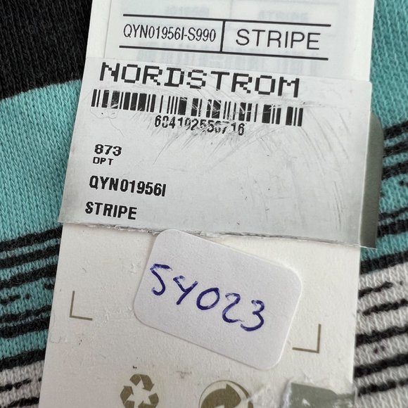 Peek Babies' Holiday Fashion Button Striped Hooded Romper Multicolor 18-24M NWT - Picture 3 of 5